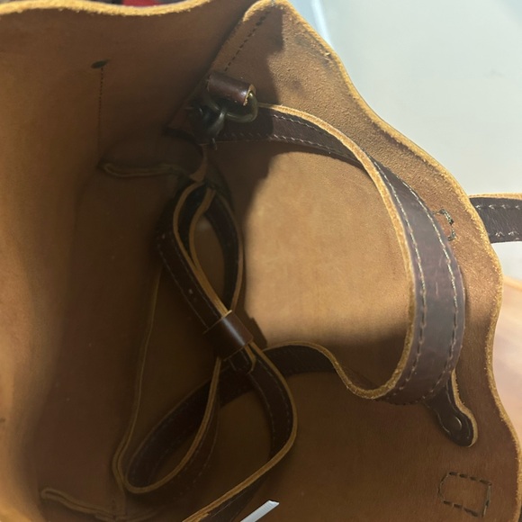 Portland leather goods Brown Leather bag /crossbody strap included - Picture 3 of 3